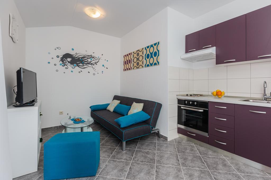 Apartments Viljac トロギール 部屋 写真