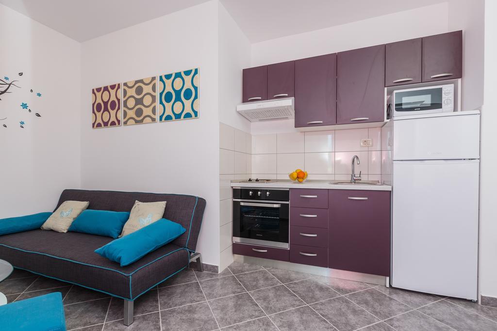 Apartments Viljac トロギール 部屋 写真