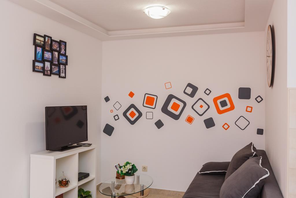 Apartments Viljac トロギール 部屋 写真